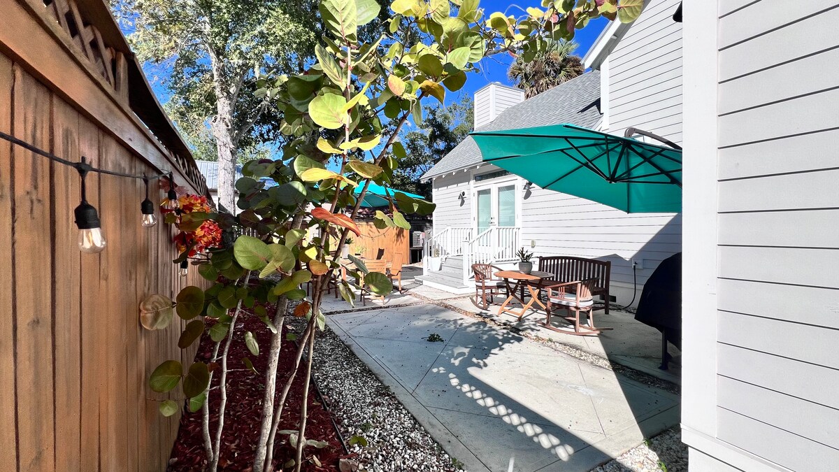 Twilight exterior of Lincolnville vacation rental