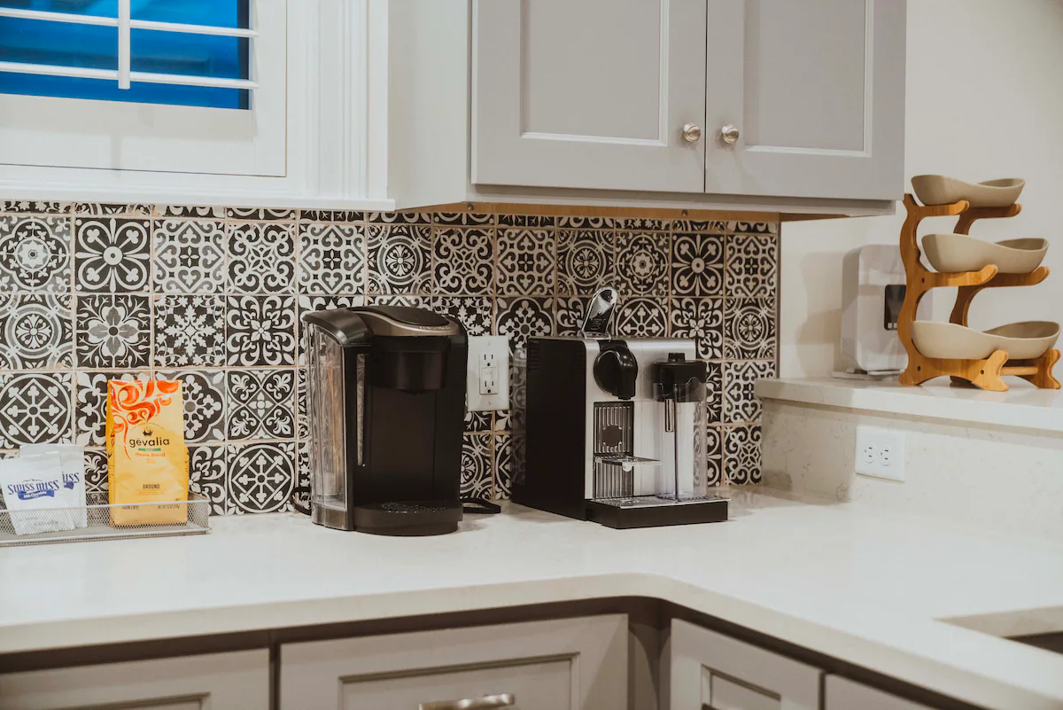 Chef’s kitchen with island