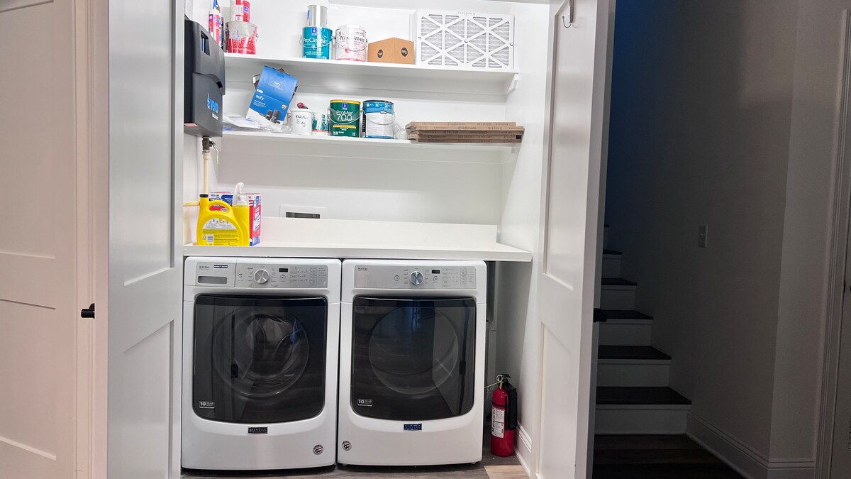 Laundry area detail